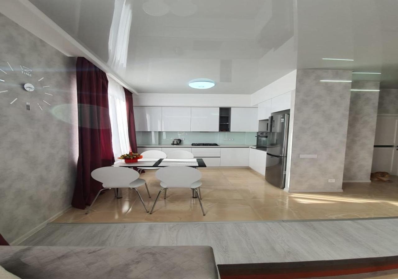 Lux New Apartment 2019 خاركيف المظهر الخارجي الصورة